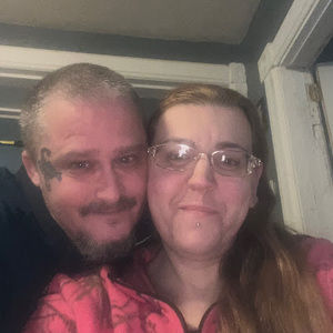 Meet your Posher, Queen Bee